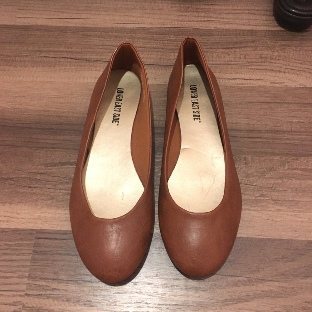 brown flats